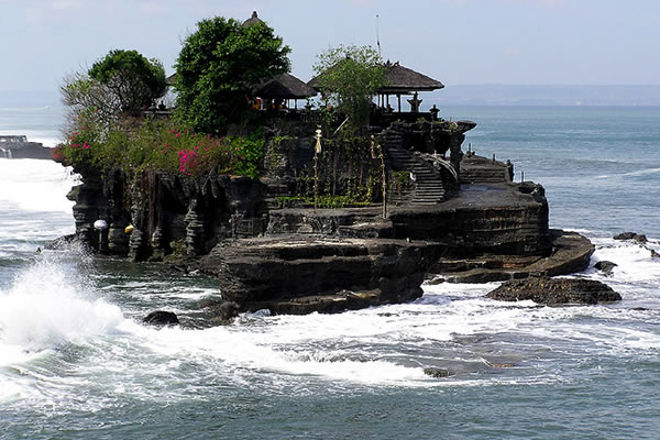 tanah-lot